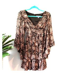 Betsy Johnson mini dress—like new! 💕